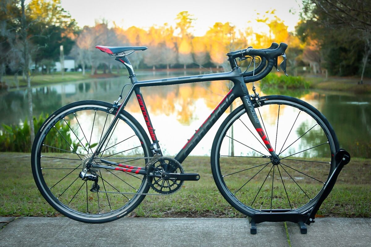 54 cm - 2013 Cannondale SuperSix Evo Hi-Mod Di2- 14 lbs 54 cm - 2013 Cannondale SuperSix Evo Hi-Mod Di2- 14 lbs