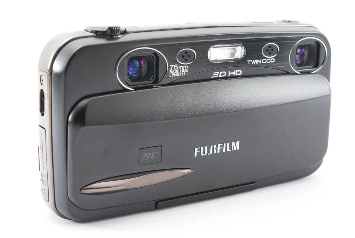 Fuji Fujifilm FinePix REAL 3D W3 10.0MP Compact Digital Camera
