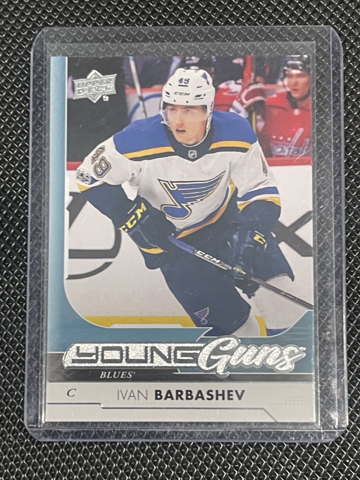 Ivan Barbashev - 2017-18 Upper Deck Series 1 Young Guns #230 - St. Louis Blues