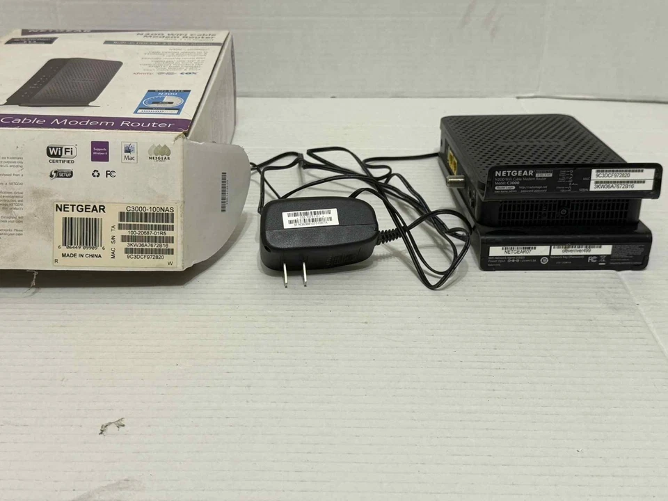 NETGEAR N300 WiFi Cable Modem Router C3000 802.11n DOCSIS 3.0 Xfinity Timewarner - Image 3 of 4