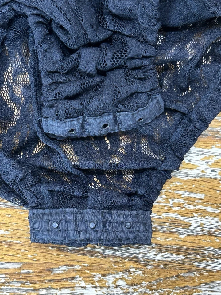 NUEVO CON ETIQUETAS Cuero Limitado Cuero Negro Encaje Bundies Manga Larga Top Moto Boho Rock M Foto 4 de 4