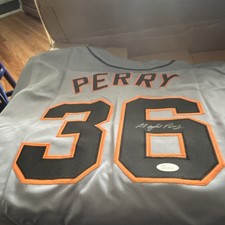 Top 10 Gaylord Perry Baseball Cards 25