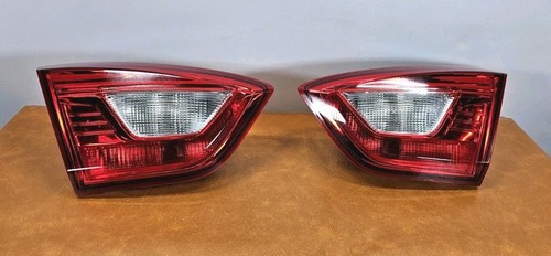 2017-2019 CHEVROLET CRUZE SET PAIR INNER TAIL LIGHT OEM USED#1 - Picture 2 of 15