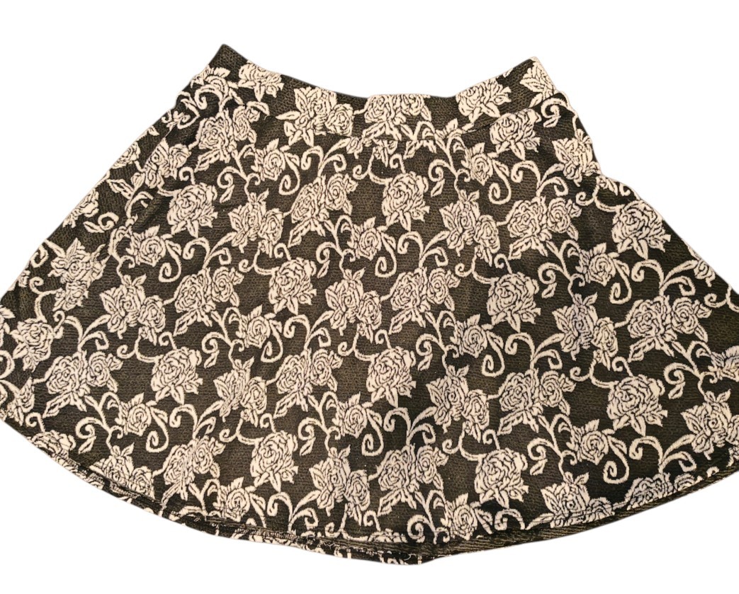 JOE B Women’s A-Line Short Knit Skirt M Black/Ivory Floral Zip