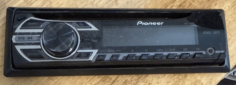 PIONEER DEH-150MP CAR STEREO ONLY PIONEER DEH-150MP FACEPLATE ONLY