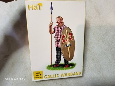 Hat Industries Gallic Warband Soldier Figures 1/72 #8089