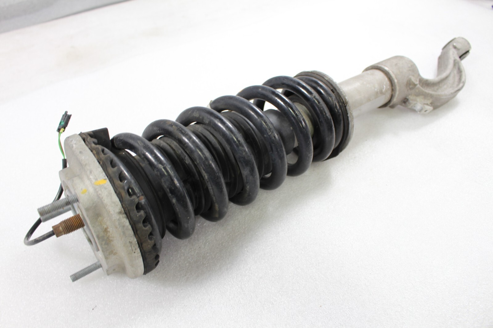 2016 Maserati Quattroporte, Ghibli, Front Shock Absorber, Used, P/N 670030332