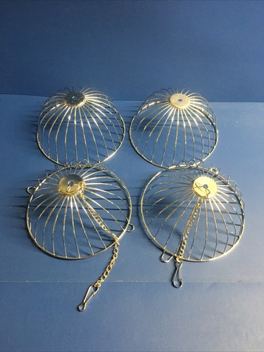 Two Chicken Treat Balls , Feeder Hanging With Chains - Picture 3 of 3