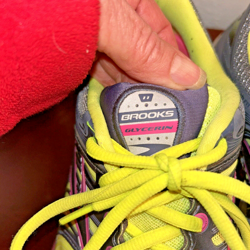 Size 8.5 - Brooks Glycering Running Women's Shoes - Picture 3 of 6
