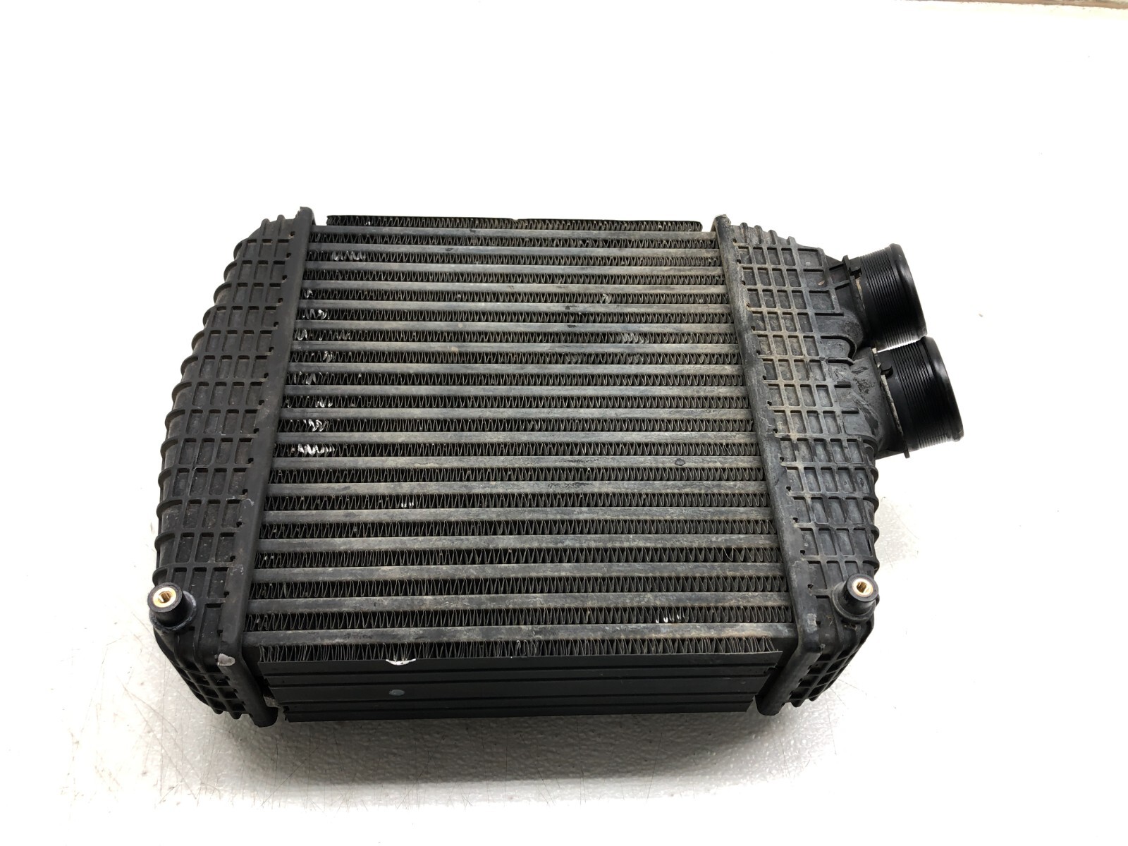 Maserati Ghibli 2014-2019 FRONT+RIGHT Intercooler