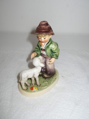 Hummel Figurine ''SHEPHERD BOY'' HUM #395/0 TMK7 Boy w/Sheep w/Box 5'' Tall Mint