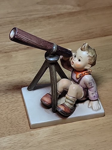 Vintage Goebel HUMMEL #132 Star Gazer Figurine Boy with Telescope See Photos
