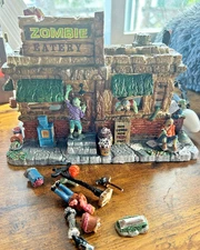 Lemax Spooky Town Zombie Eatery #45673 – Fair Condition, Parts Included, Works, 