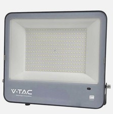 Image of 200W LED Floodlight with Photocell, 6500K, 22960lm, IP65, Black - 23195