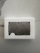 The Ridge Wallet Cash Strap Stonewashed