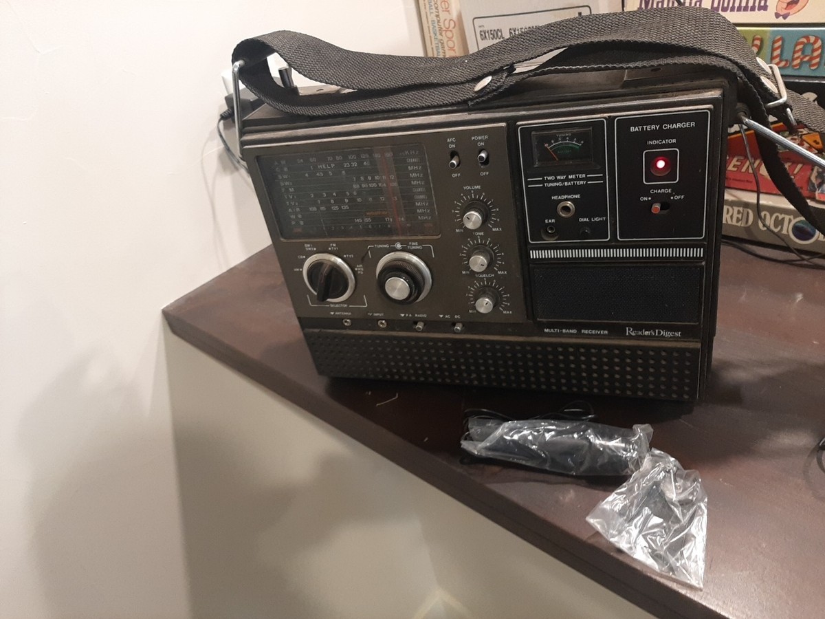 Vintage Reader's Digest Multi-Band Radio Receiver RDA-127 Retro
