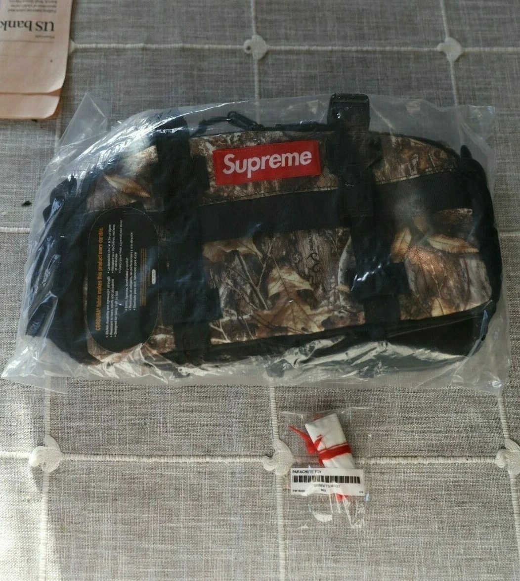Sac à taille Supreme FW19 vrai arbre camouflage neuf