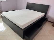 letto matrimoniale 160x200 marca ikea. Colore nero con 4 cassetti inclusi 