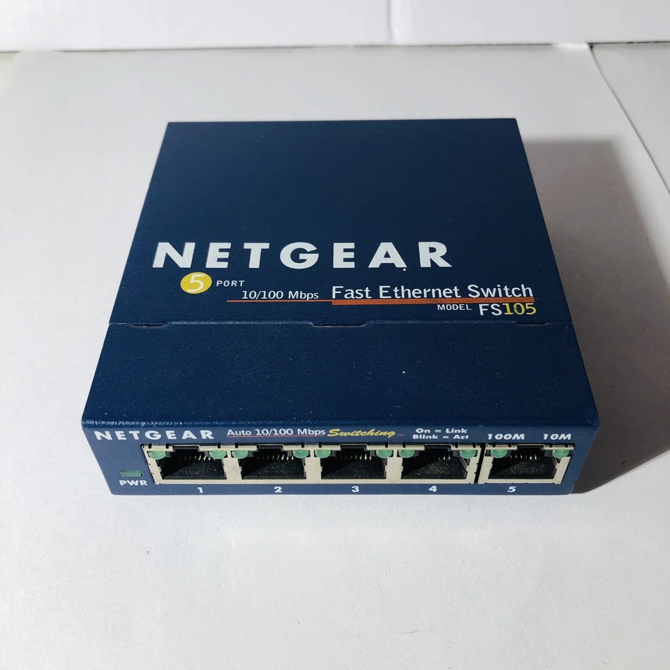 NETGEAR ProSafe (FS105) 5 Port Fast Ethernet Network Switch V.2 Auto Switching - Image 3 of 4