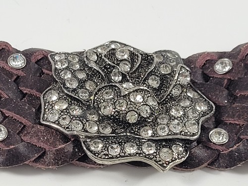 BOLD Signed Charming Charlie Leather Silver Tone Rhinestone Rose Bracelet - Picture 4 of 10