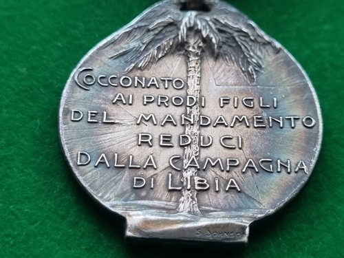 MEDAGLIA ARGENTO ASTI COCCONATO AI PROPRI FIGLI MANDAMENTO REDUCI CAMPAGNA LIBIA - Foto 11 di 23