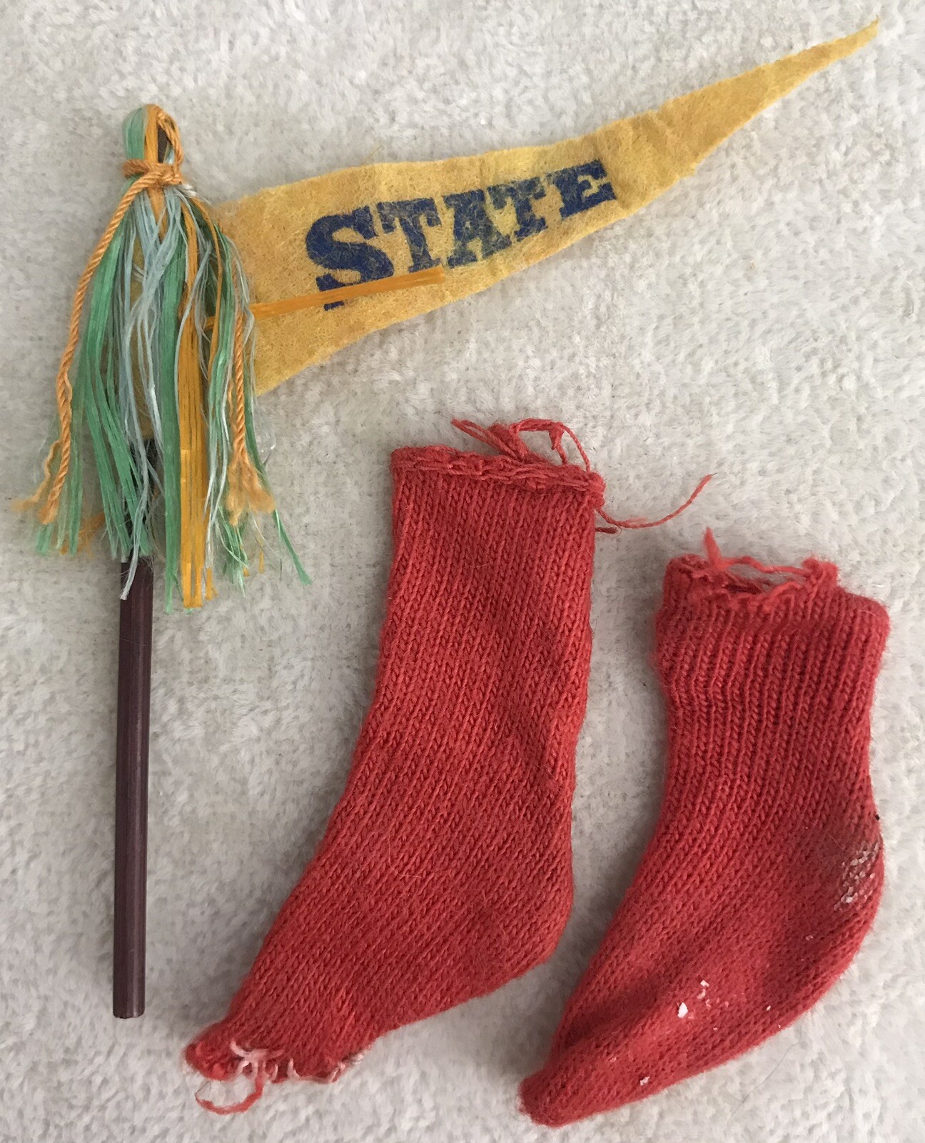 SAOLA ABBIGLIAMENTO MODA BARBIE KEN VINTAGE #770 CAMPUS HERO SOLO GAGLIARDETTO E CALZE *LEGGI*