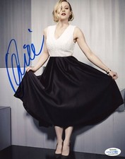 Olivia Taylor Dudley Magicians Autographed Signed 8x10 Photo ACOA 2020-1