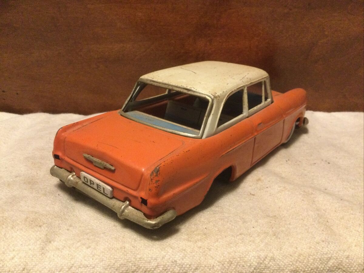 Vintage Opel Rekord Tin Friction Toy Car-Sign Of Quality Vintage Opel Rekord Tin Friction Toy Car-Sign Of Quality