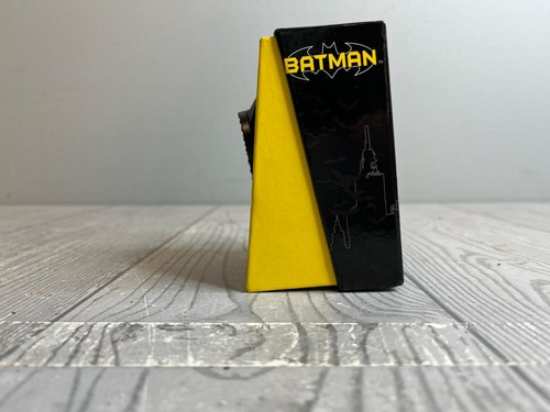 DC Comics Batman Flashing Bat Signal Dial Black Digital Wrist Watch New In Box - Picture 2 of 8