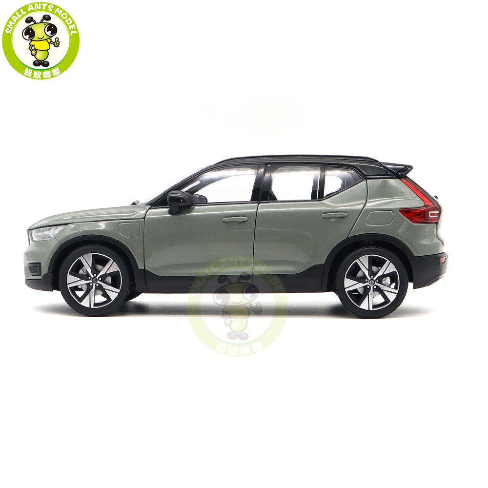 1/18 Volvo XC40 Recharge Electric Car Green Diecast Model Toy Car
