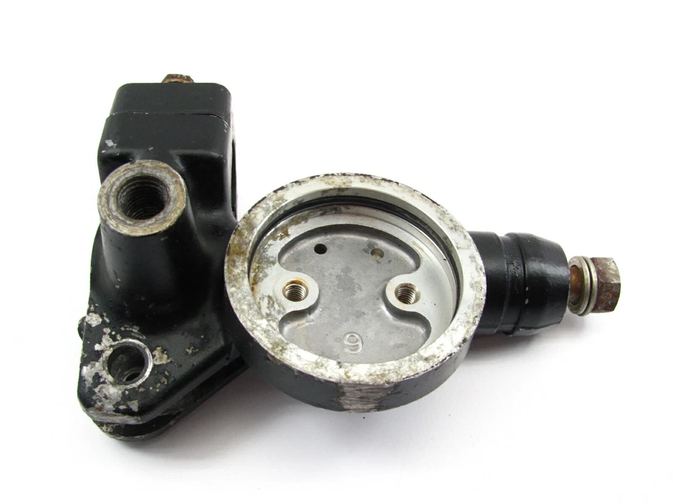 1979 SUZUKI 79 GS425 GS 425 GS425EN - MASTER CYLINDER BODY WITH PISTON - Image 3 of 4