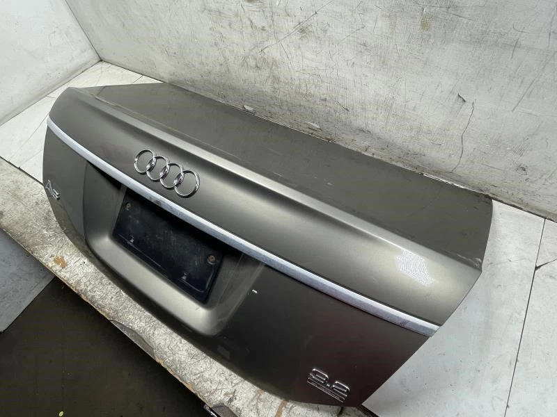 Audi A6 2008 sedán tapa maletero carcasa OEM+ (Dakar beige metálico) Foto 4 de 4