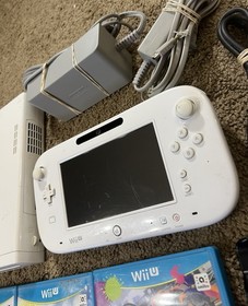 Nintendo Wii U Console Bundle White With 7 WiiU Games & Accessories 