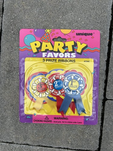 1995 Party Favors Sealed L MEDALS Toys Kids Vintage