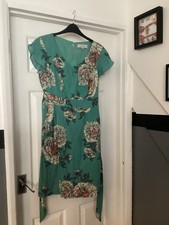 Ladies Pepperberry Green Floral Dress Size 12 