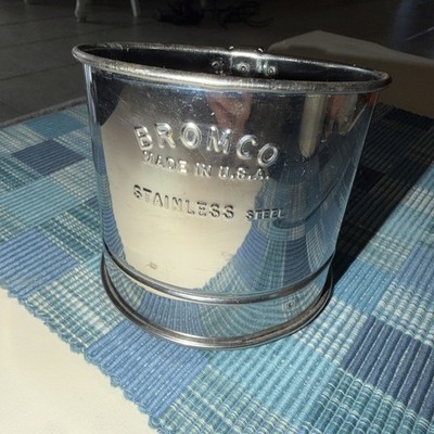 VTG Bromco Flour Sifter Kitchen Squeeze Handle farmhouse Decor Stainless S USA