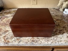Michael Dixon Desktop Cigar Humidor,-, 9" x 11" x 5”