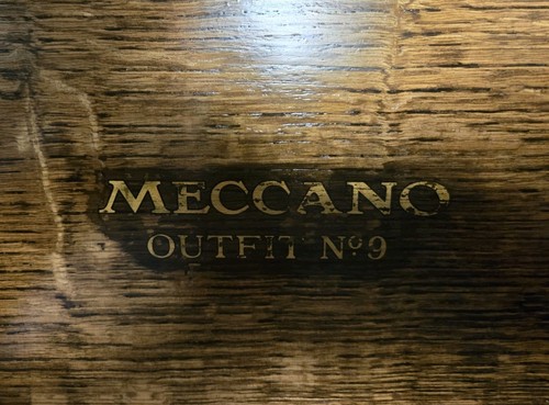 VINTAGE MECCANO # 9 VERY CLEAN SET IN WOODEN BOX 1940´s FREE SHIPPING - Picture 2 of 6