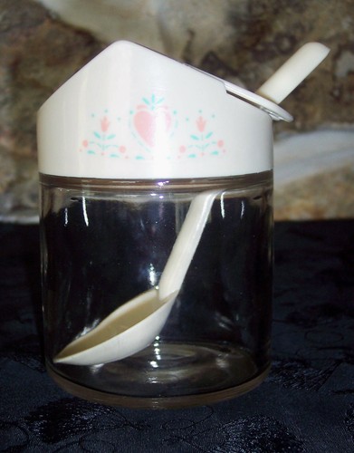 Corelle FOREVER YOURS Sugar Honey Jam Condiment Holder with Spoon Hearts