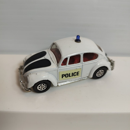 Corgi Toys Whizzwheels No. 373 Volkswagen Beetle 1200 Saloon "Police" - Afbeelding 1 van 9