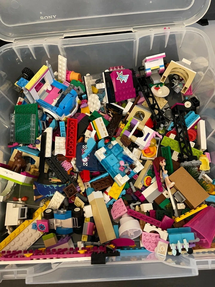 Lego Friends Pop star tour Bus plus other sets Loose figures - Image 2 of 4