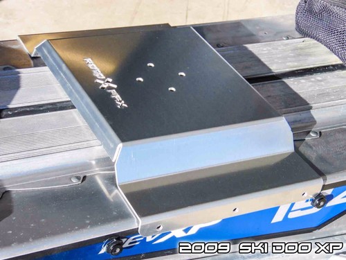 Ski Doo Plate Sled Plate for Rotopax/Fuelpax Fuel Packs - Foto 2 di 9