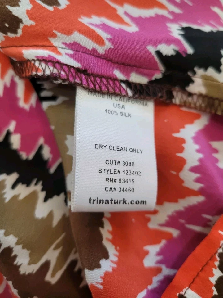 Camiseta sin mangas Trina Turk mediana colorida seda sin mangas capucha cuello Foto 4 de 4