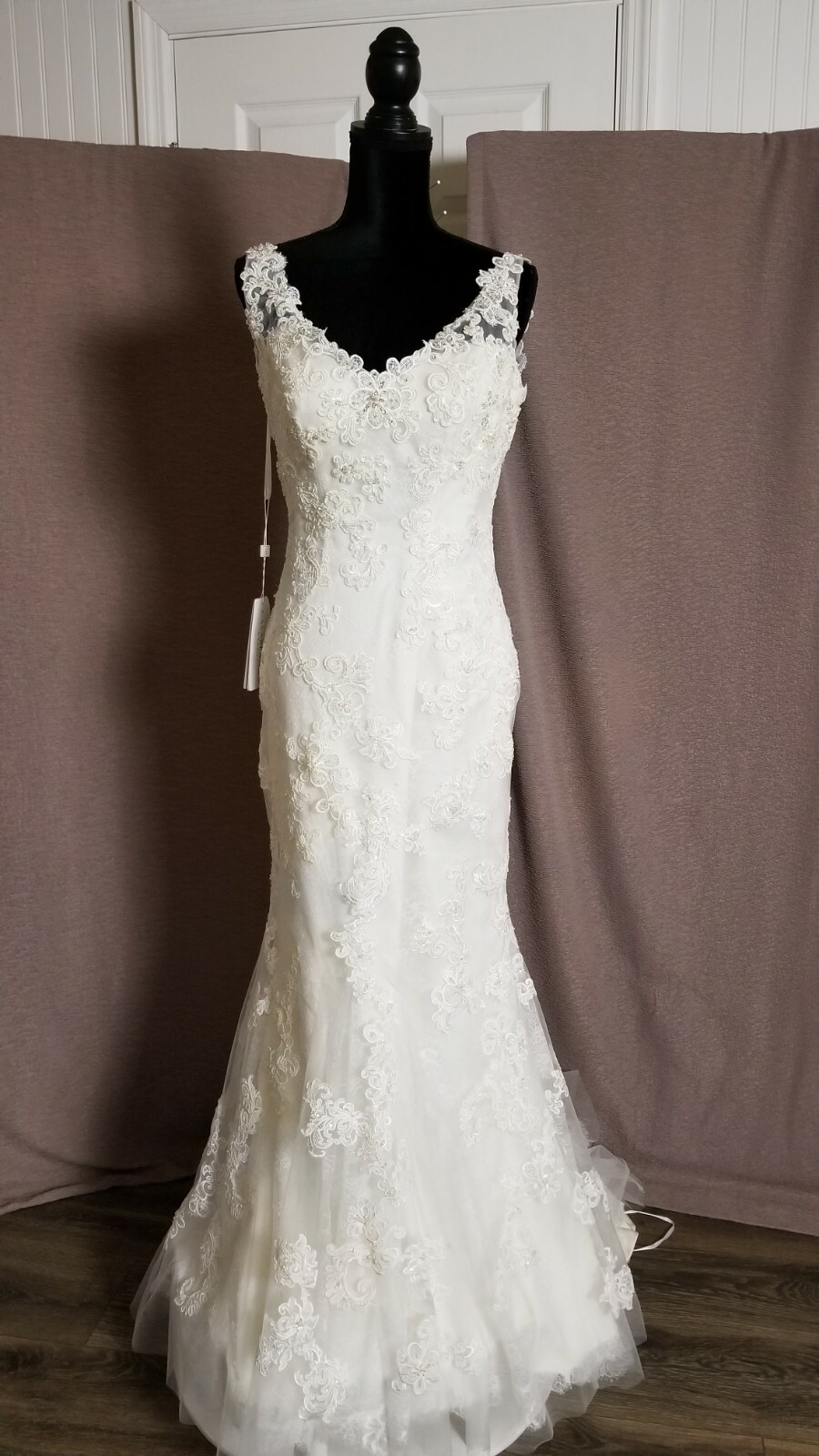 Picture 2 of 12