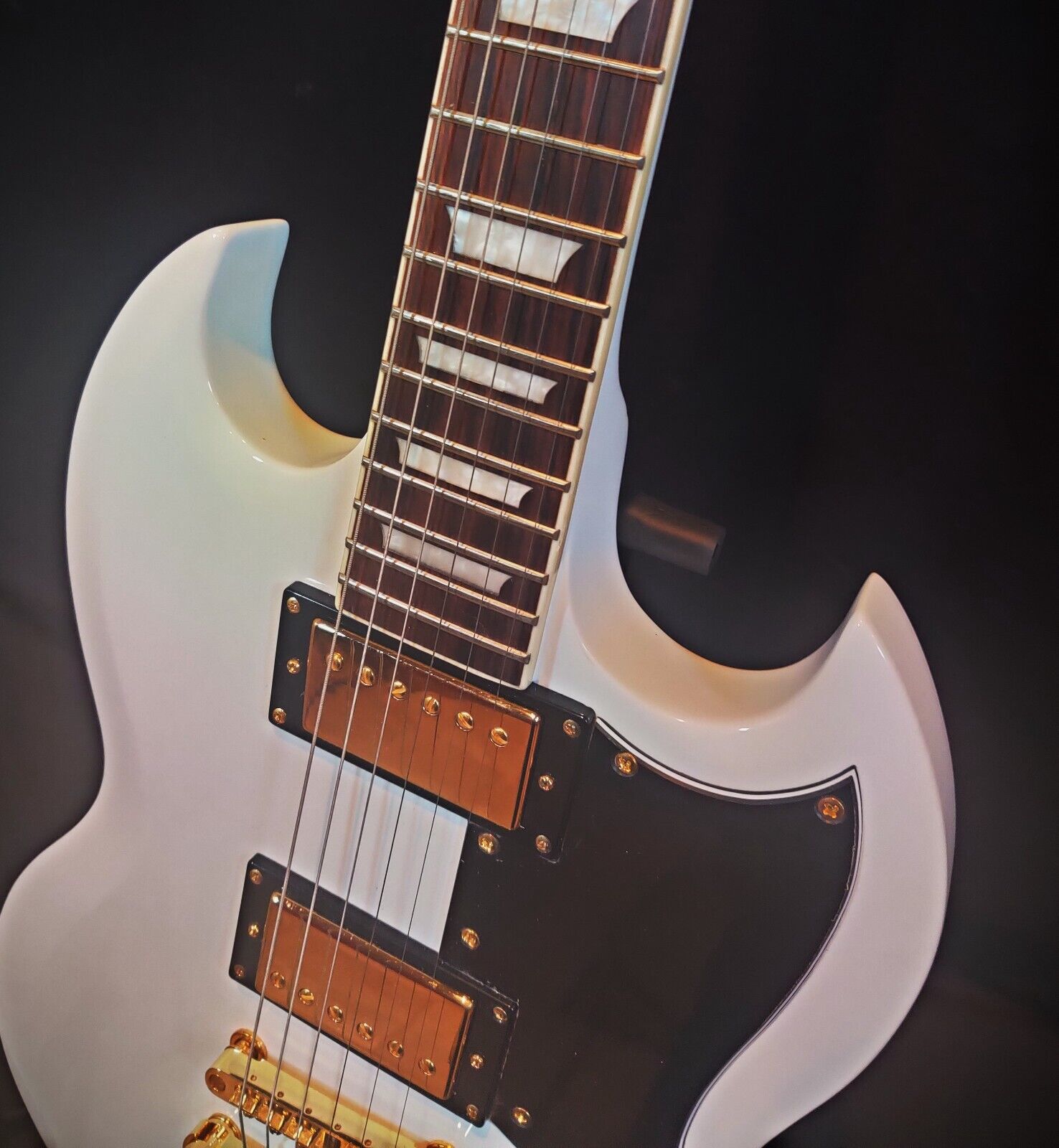 Electric Guitar DC Electric Guitar Classic- Gloss White/Gold