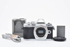 Olympus OM-D E-M10 Mark III Body Silver Battery Charger Set Working