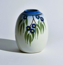 William Crutchfield Studio Pottery Vase. Arts & Crafts/Mission Style. FINE.