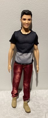 FASHIONISTAS #6 COLOR BLOCKED COOL KEN BARBIE DOLL 2016 MATTEL