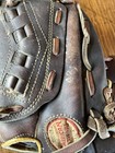 Spalding Youth VTG Baseball Glove  42-8455 Very Nice Conditioned Leather — photo 1