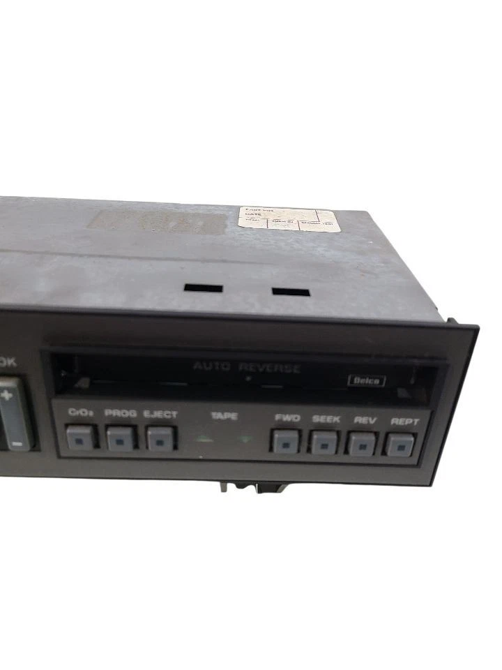 Audio Equipment Radio Fits 88-94 CHEVROLET 1500 PICKUP 651608 - Image 2 of 4